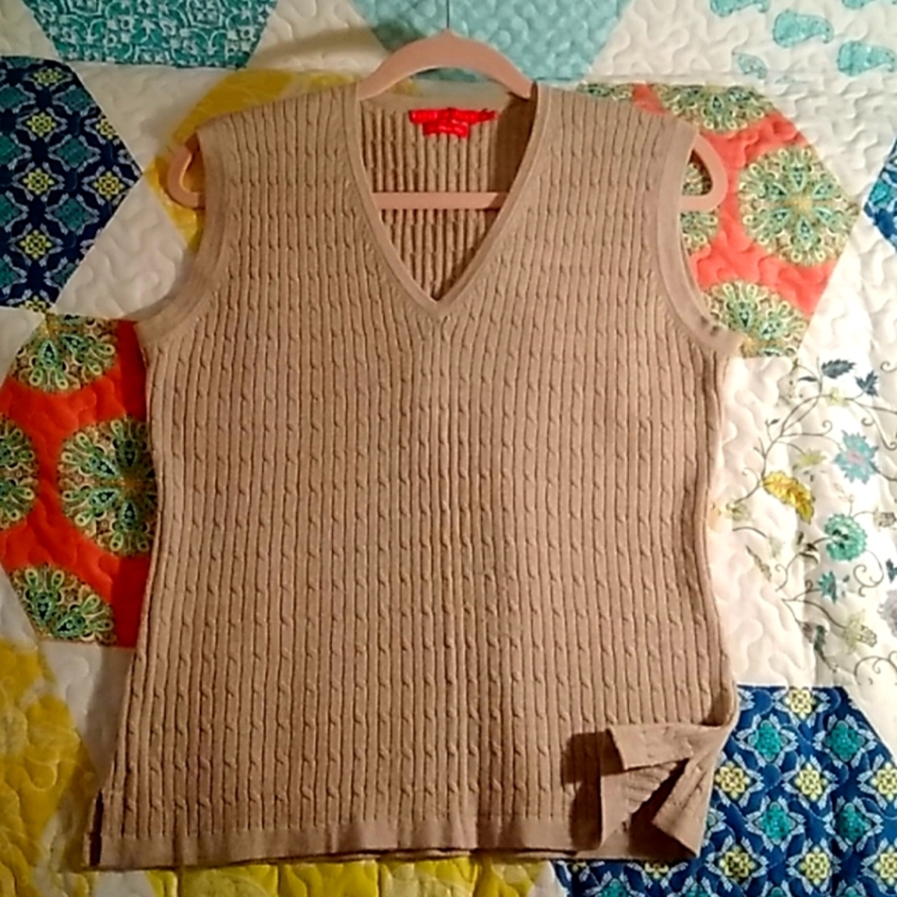 Peter Millar Tan Sleeveless V-Neck Sweater West Sz M